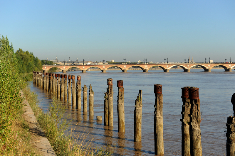 Résidence Les Senioriales de Cenon : Les bords de la Garonne